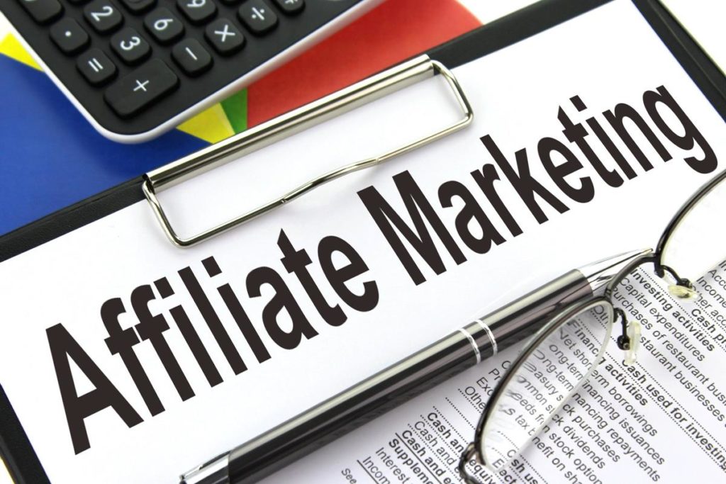 Make Money From Affiliate Marketing ? Affiliation Meaning
